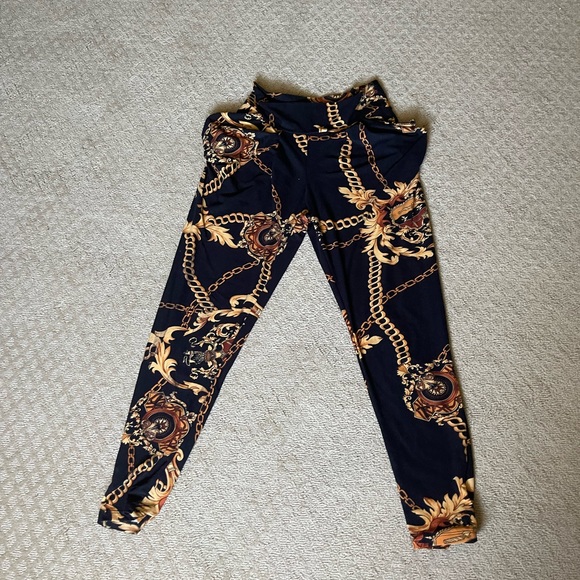 Pants - Picture 3 of 8